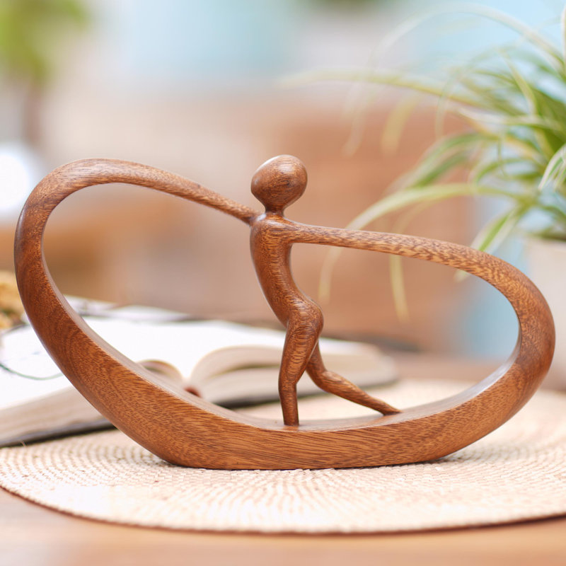 Figurines & Sculptures