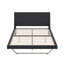 Grand lit plateforme tapissier en cuir de polyuréthane de grande taille avec un design ondulé et des pieds trapézoïdaux, aucun sommier requis-207398714