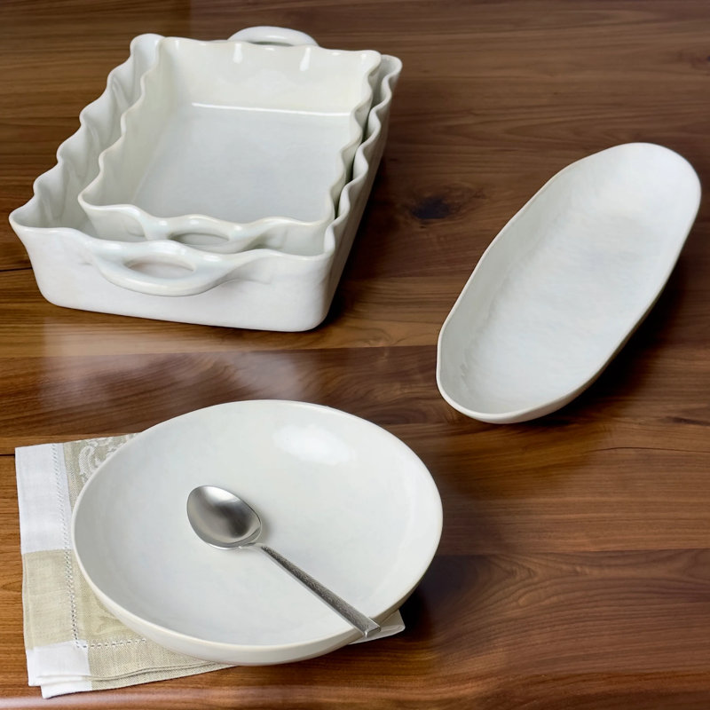 Garlyn Oval Tray