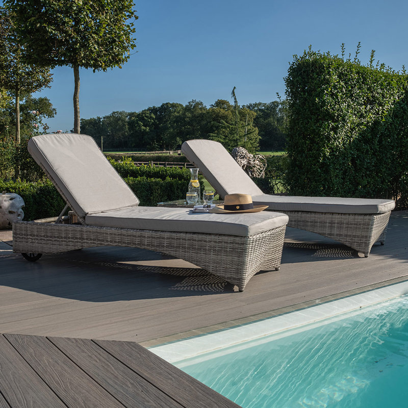 Milligan 198cm Long Reclining Single Chaise with Cushions and Table, Light Grey