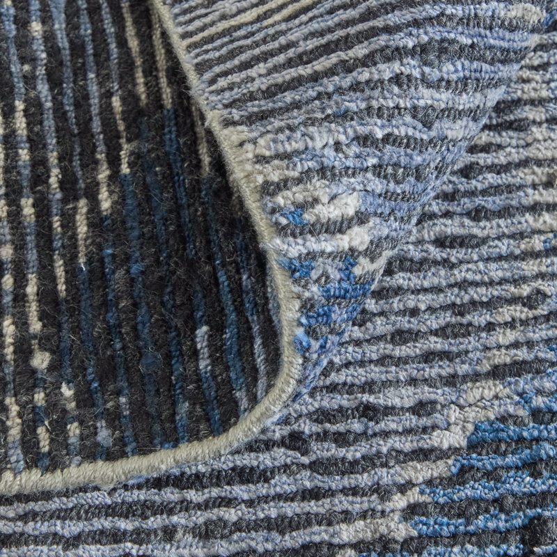 Tapis géométrique transitionnel Finley II, Gris, Rectangle 9 pi 6 po x 13 pi 6 po