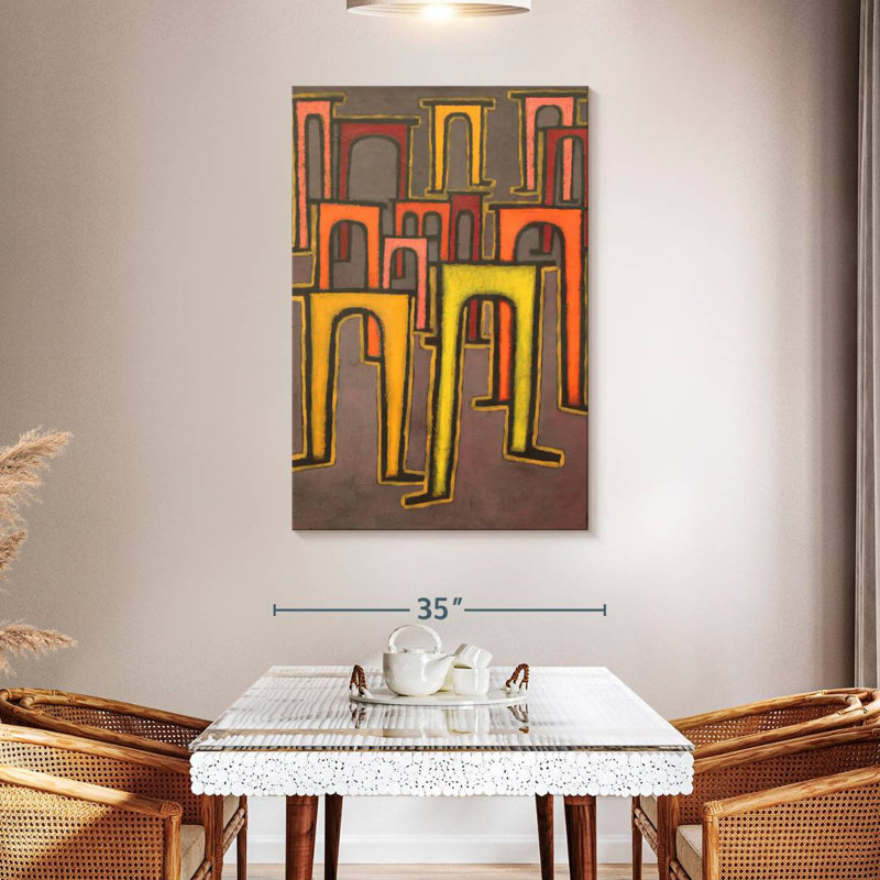Avery Revolution Of The Viaduct, H 48 po x l 32 po