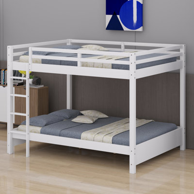 Lit superposé en bois avec échelle
