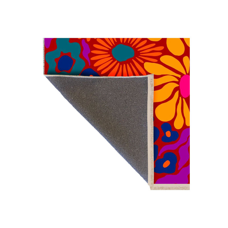Tapis décoratif multicolore multicolore, Sous-tapis rectangulaire 4 pi 7 po x 6 pi 7 po inc