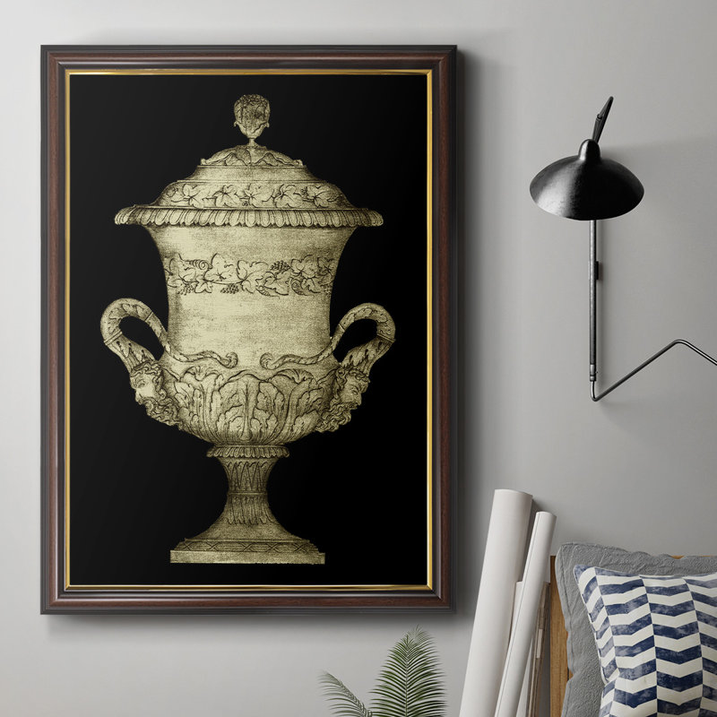 Garden Antiquities IV, toile encadrée de qualité supérieure - prête à être accrochée, H 20 po x l 16 po x H 2,5 po