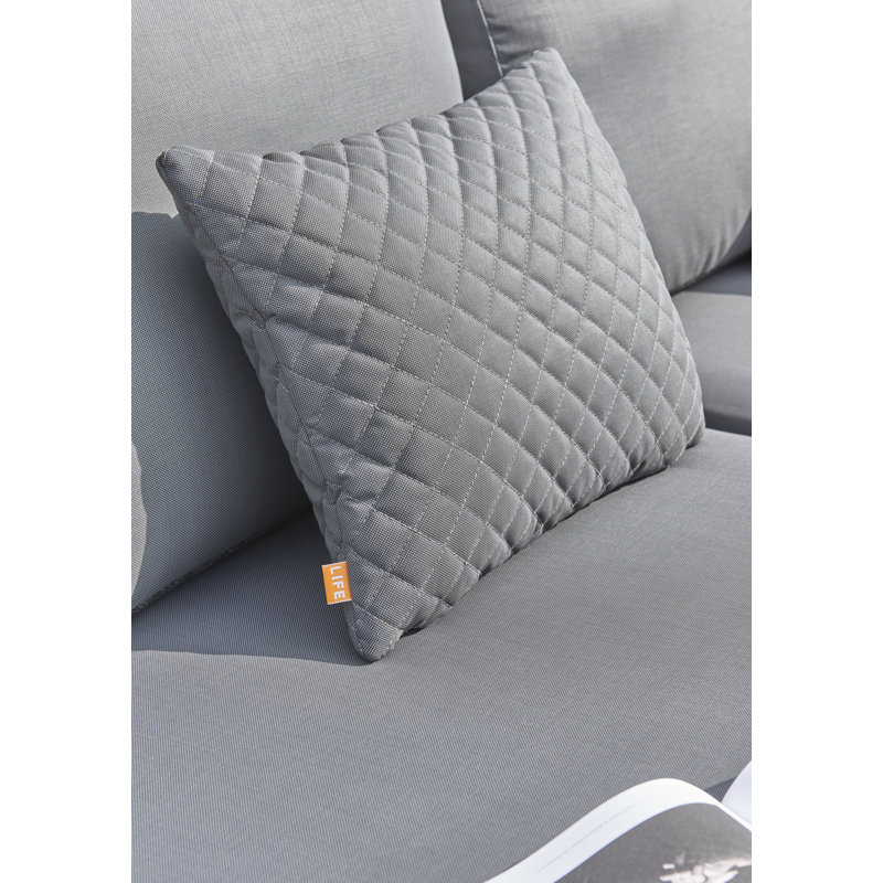 18" X 14" Diamond Pillow