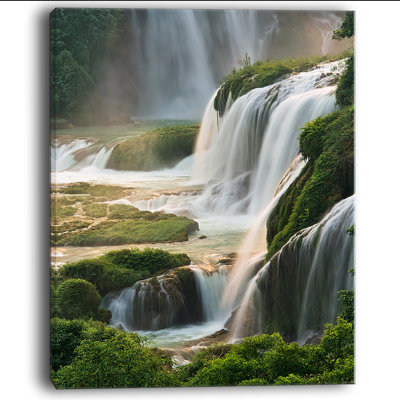 " Detian Waterfall "