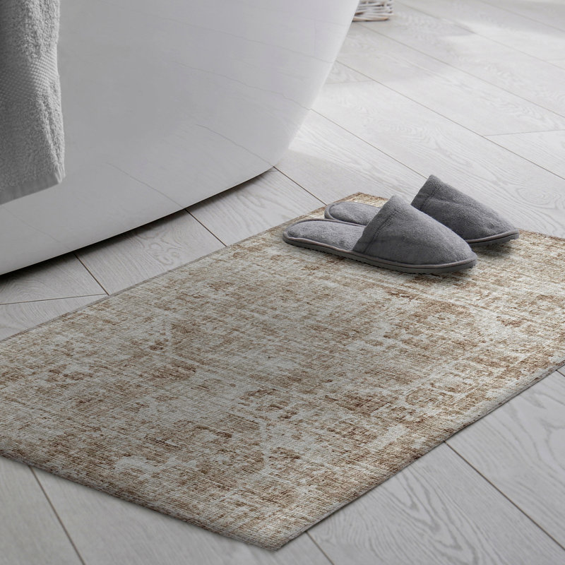 Fenwick Washable Oriental Indoor / Outdoor Rug, Rectangle 1'8" x 2'6"