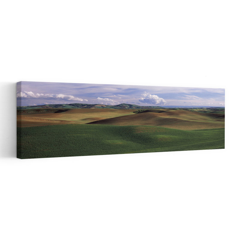 «Clouds Over A Rolling Landscape», Palouse, Whitman County, Washington State, États-Unis, paysage contemporain abstrait, art mural