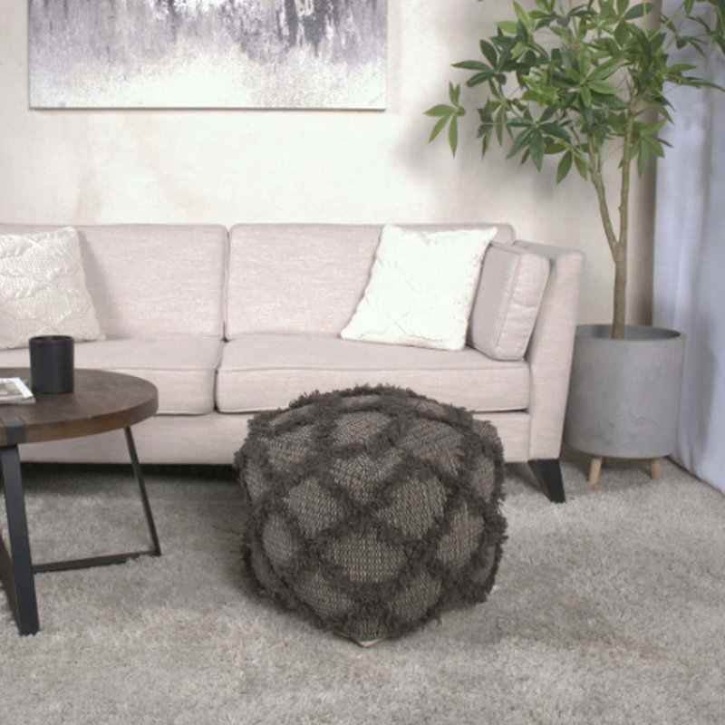 Pouf en laine et coton fabriqué à la main de couleur brune