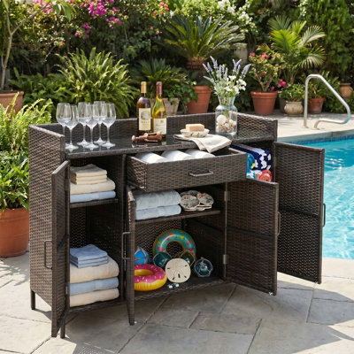 Armoire de rangement K&K en rotin résistant aux intempéries de 53,2 po avec bureau en verre trempé, table de bar en osier avec un grand tiroir et tablettes réglables pour la terrasse, le jardin, la piscine, brun noir