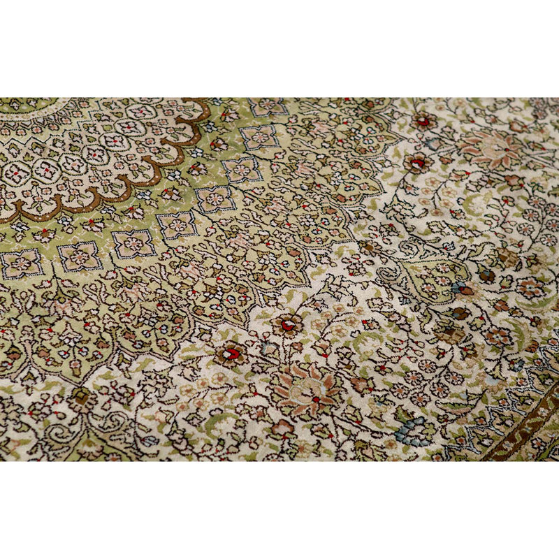 Hand Woven Silk Oriental Area Rug