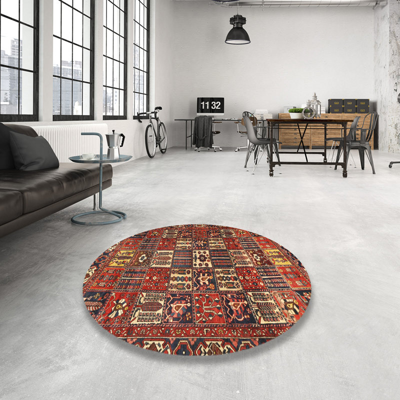 Indoor Rug, Round 3'
