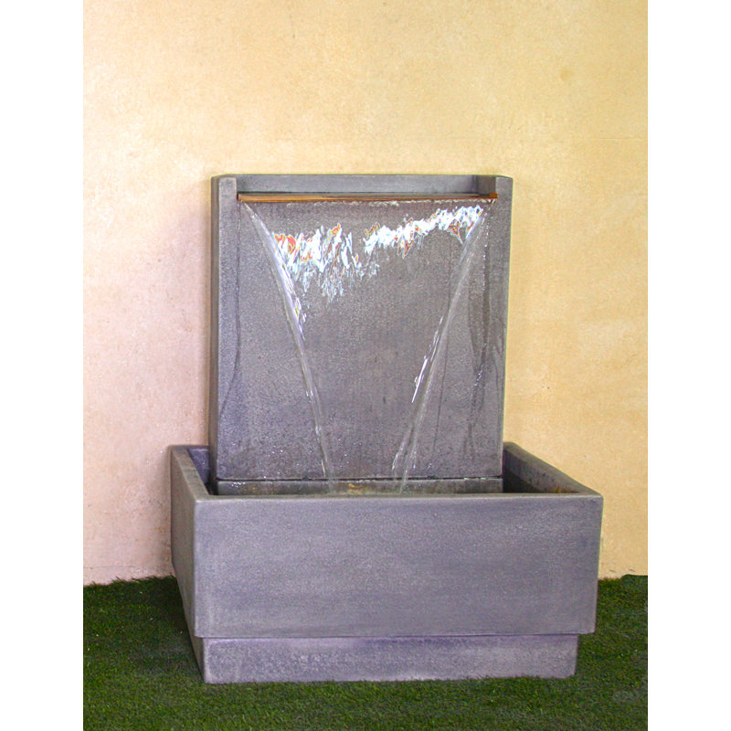 Lamina Fountain