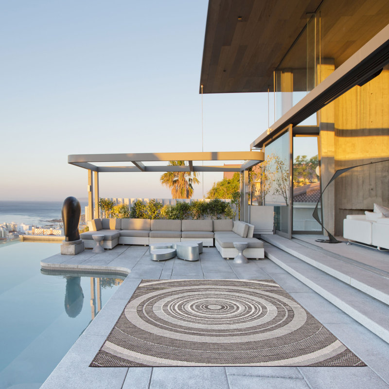 Hiroko Indoor / Outdoor Rug, Rectangle 6'7" x 9'6"