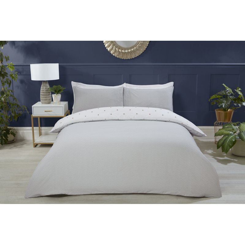 Gilbertson Polyester Animal Print Duvet Cover Set with Pillowcases Included, King - 2 Standard Pillowcases