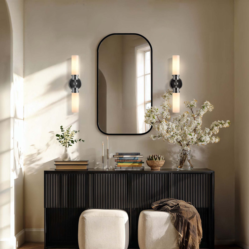 Applique murale double moderne - en métal, verre et or, ivoire blanc à 2 lumières câblées à intensité variable pour salle à manger ou salle de bain de style transitionnel, traditionnel et contemporain