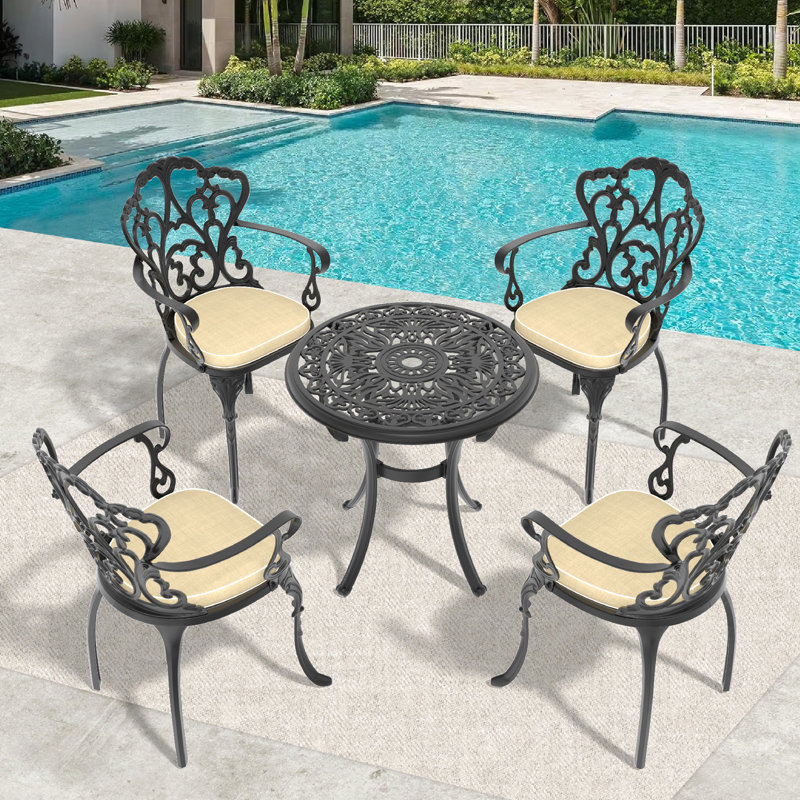 Ensemble de 5 meubles de patio en aluminium coulé avec cadre noir et coussins de siège blanc cassé (même sku: W1710S00418)