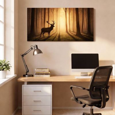 Ensemble de 1 tableau sur toile tendue représentant un cerf au coucher du soleil dans la forêt