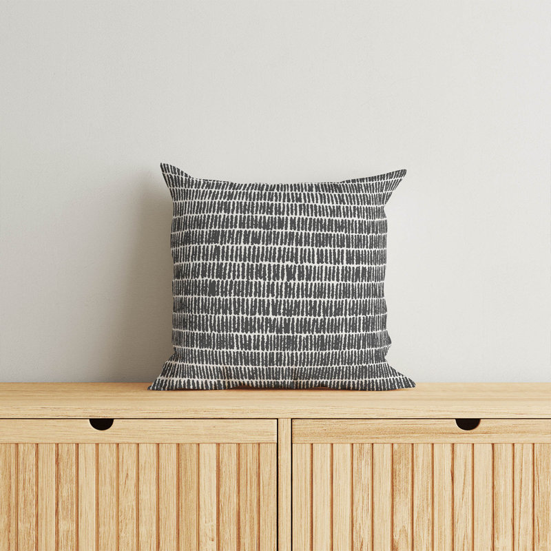 Coussin Ricky Row, Ivoire / rayures gris anthracite, H 20 po x l 20 po