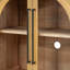 Grande armoire-buffet à 4 portes avec portes en verre, conception arquée et tablettes réglables pour un usage domestique polyvalent-487640188