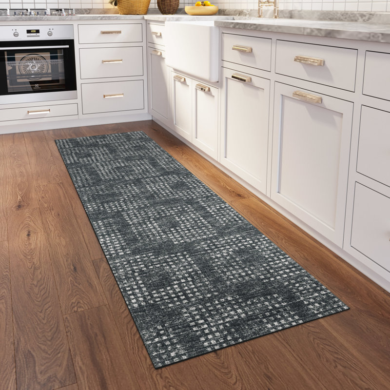 Ibtihaj Performance Chenille Washable Indoor / Outdoor Rug, Runner 2'3" x 7'6"