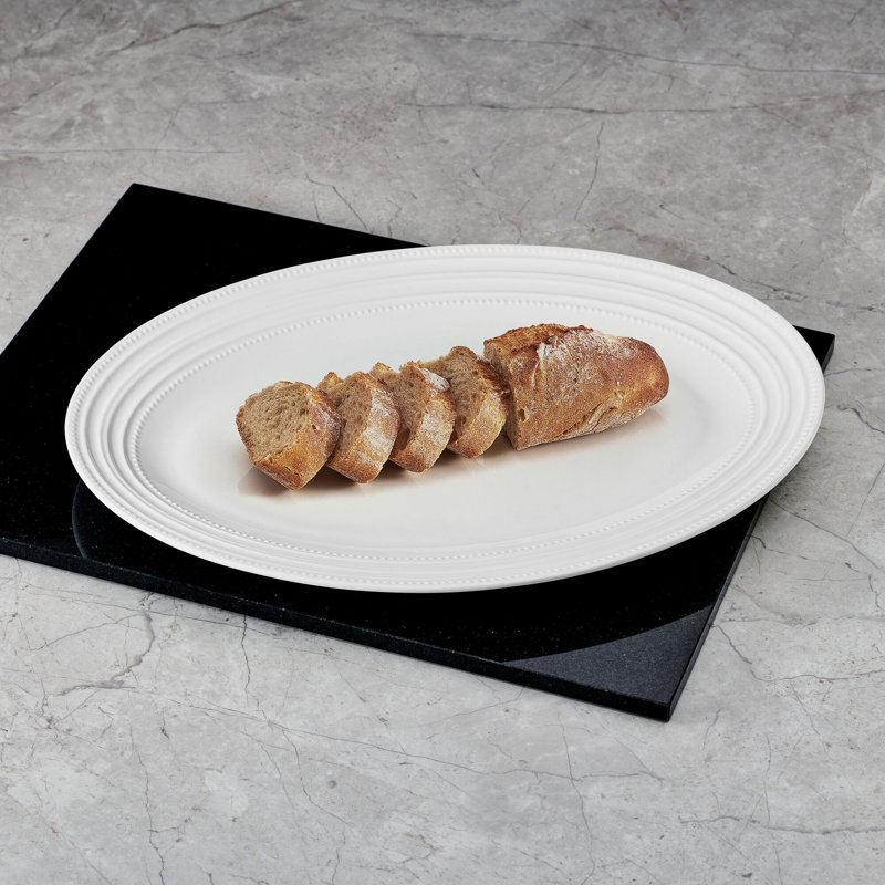 Kamryn Vegan Bone China 14 in. Oval Platter