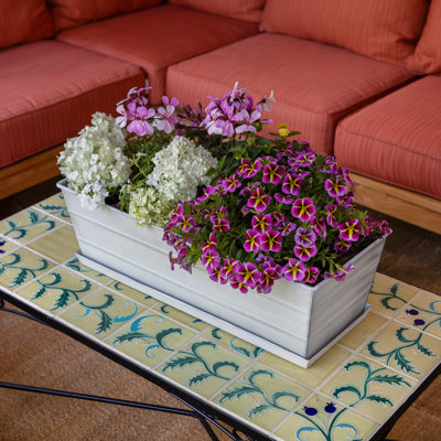 Boîte à fleurs en métal