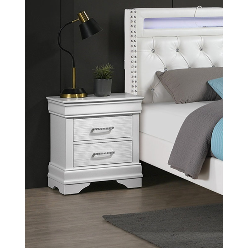 Table de chevet contemporaine blanche avec deux tiroirs spacieux et des ornements éblouissants pour un rangement luxueux de style chambre à coucher