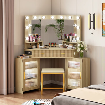 Dressing Table with Mirror