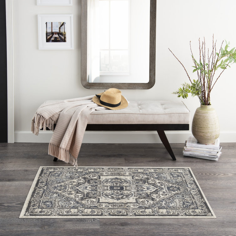 Tapis intérieur bleu marine Graelyn