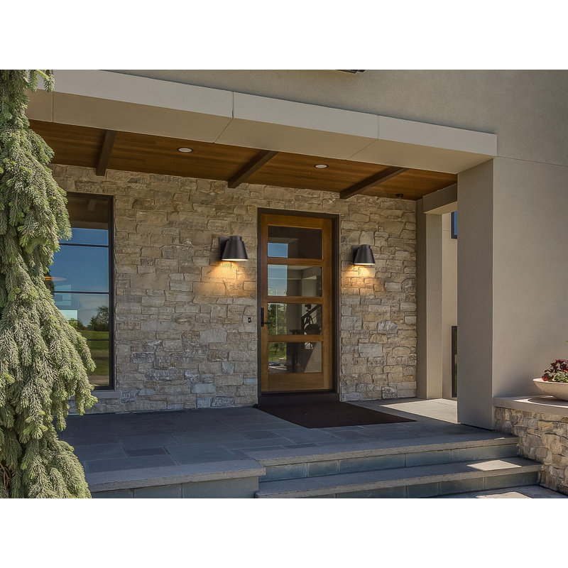 Johnnessa LED Wall Light, Oil Rubbed Bronze