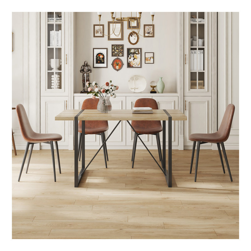 Ensemble de table et de chaises, chaises d'appoint rembourrées de style médiéval moderne, 4 chaises de salle à manger et une table de salle à manger rectangulaire rustique en bois aggloméré.