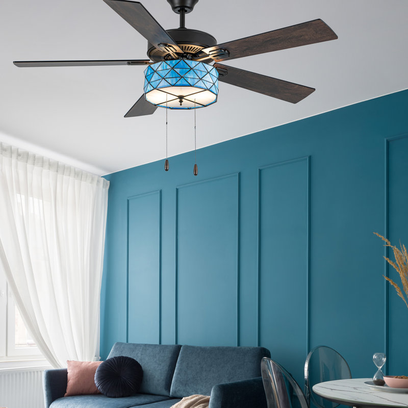 Ventilateur de plafond 52 po. Lark Tiffany
