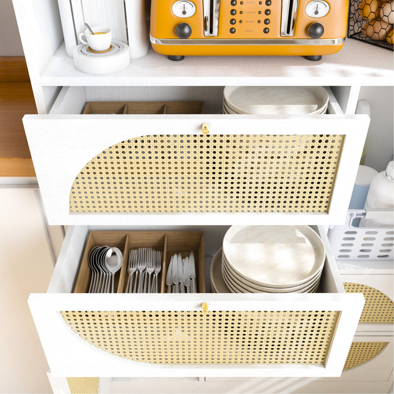 Garde-manger avec portes et tiroir fonctionnel