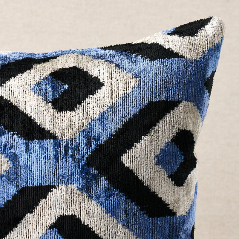 Mersin Silk Velvet Lumbar Pillow