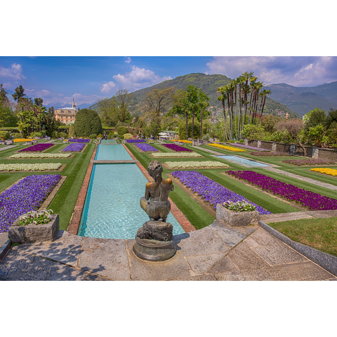 Leinwandbild Terraced Gardens