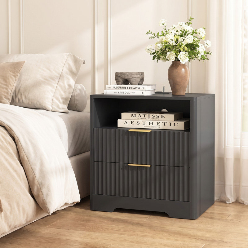 Table de chevet intelligente noire avec station de recharge intégrée et veilleuse, meuble de rangement multifonctionnel pour chambre à coucher