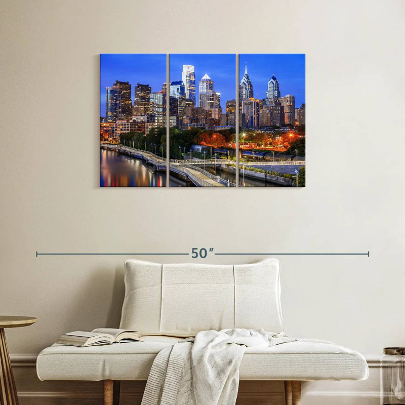 Sebbie Philadelphia Blue Hour, H 24 po x l 38 po