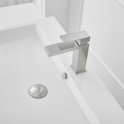 Single-Hole Single-handle Bathroom Faucet
