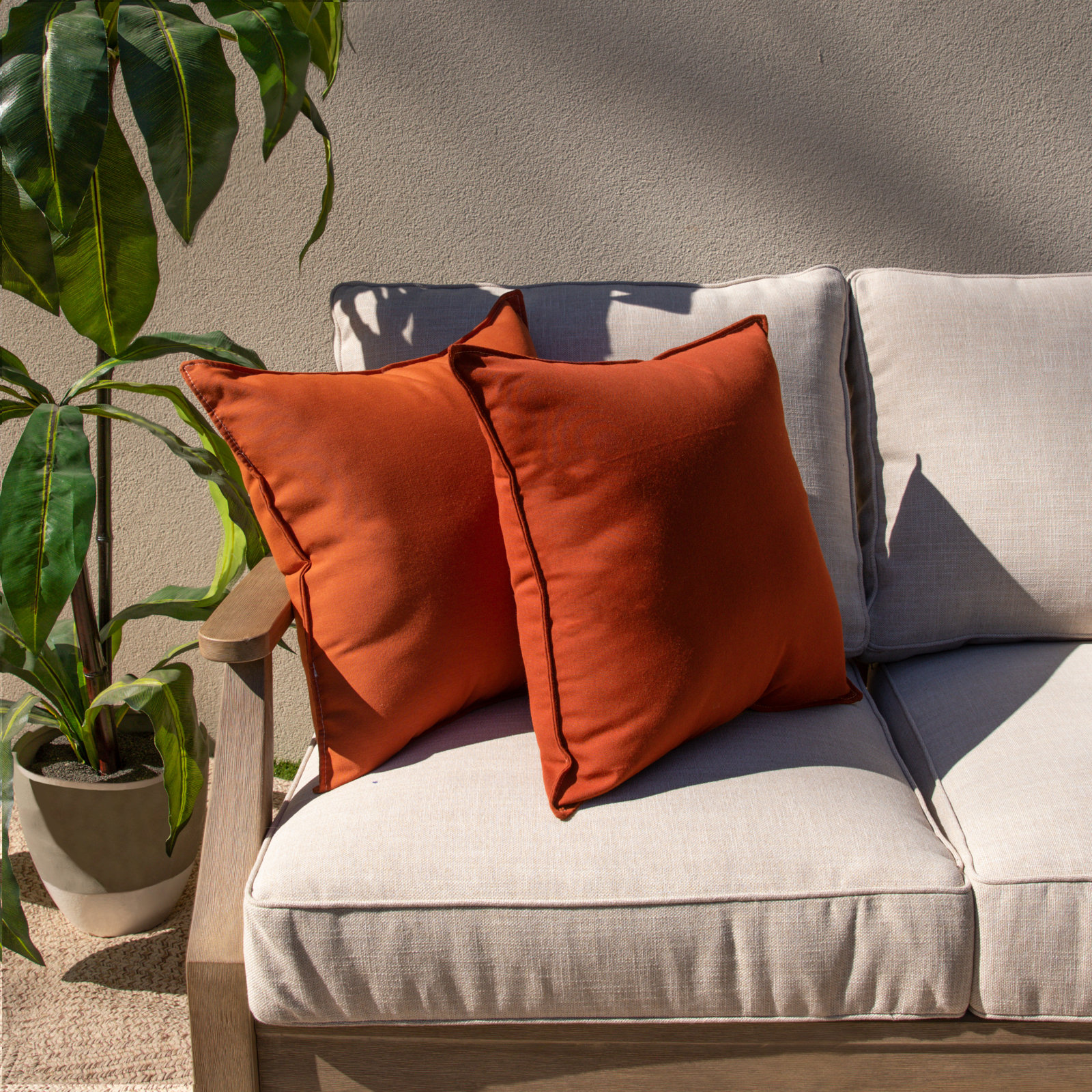 Everton 20" x 20" Sunbrella® Throw Pillow, Rust