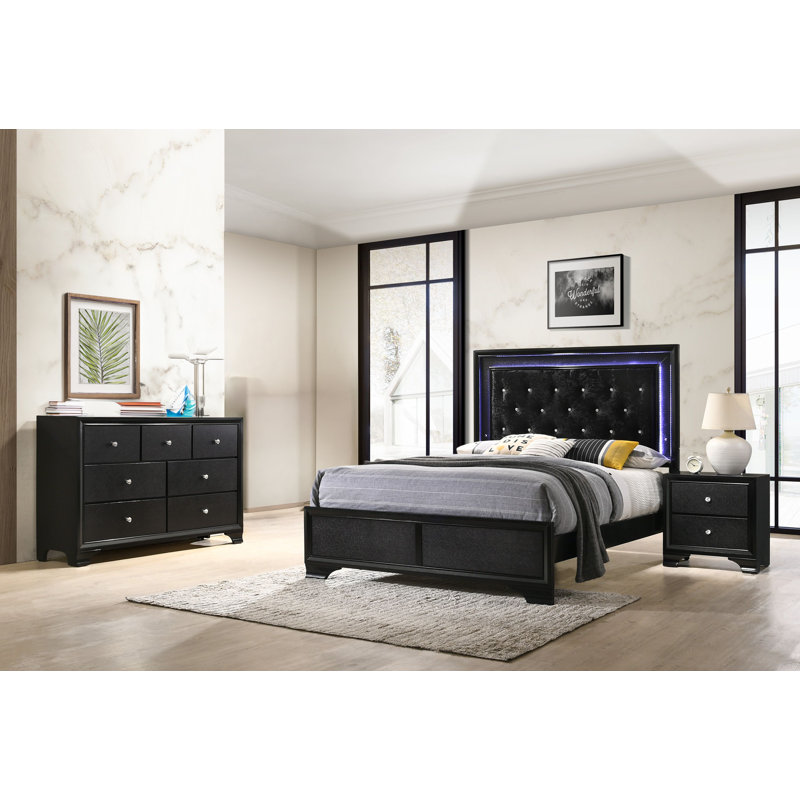 Ensemble de chambre à coucher à panneau tapissier Rodna 3-2_Geri, Très grand
