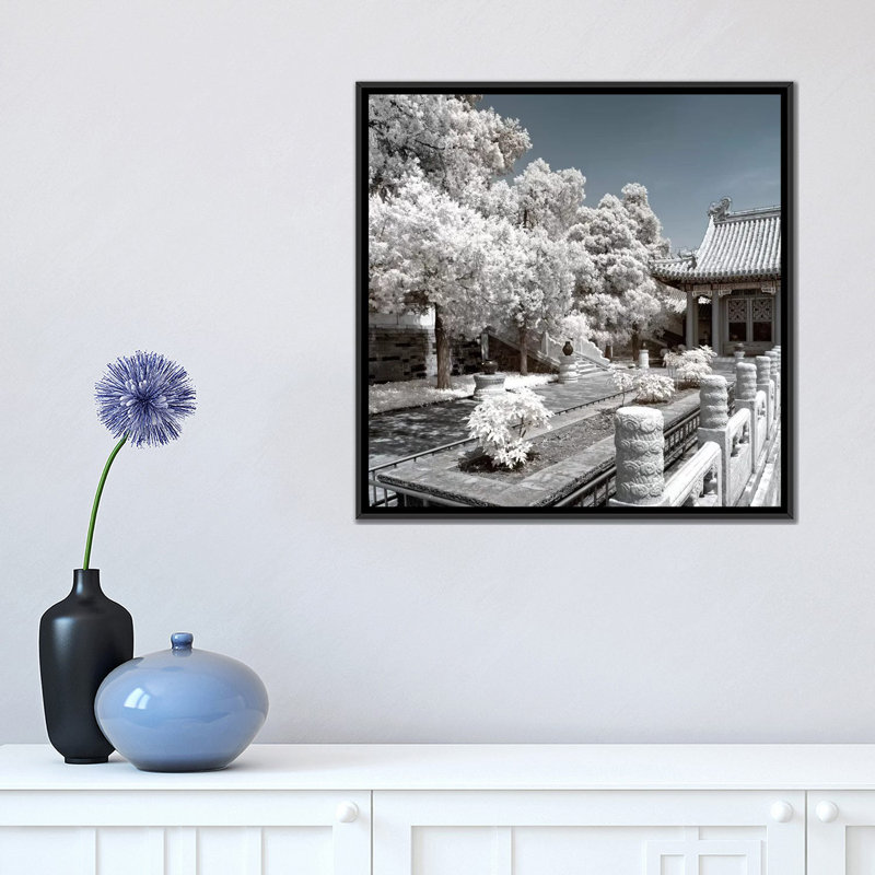 «Autre regard sur la Chine IV», reproduction de photo sur toile tendue en bleu / gris, H 18 po x l 18 po x P 1,5 po