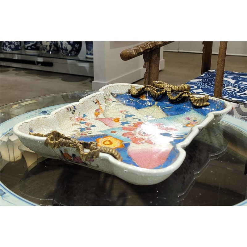 Tobacco Leaf Decorative Plate
