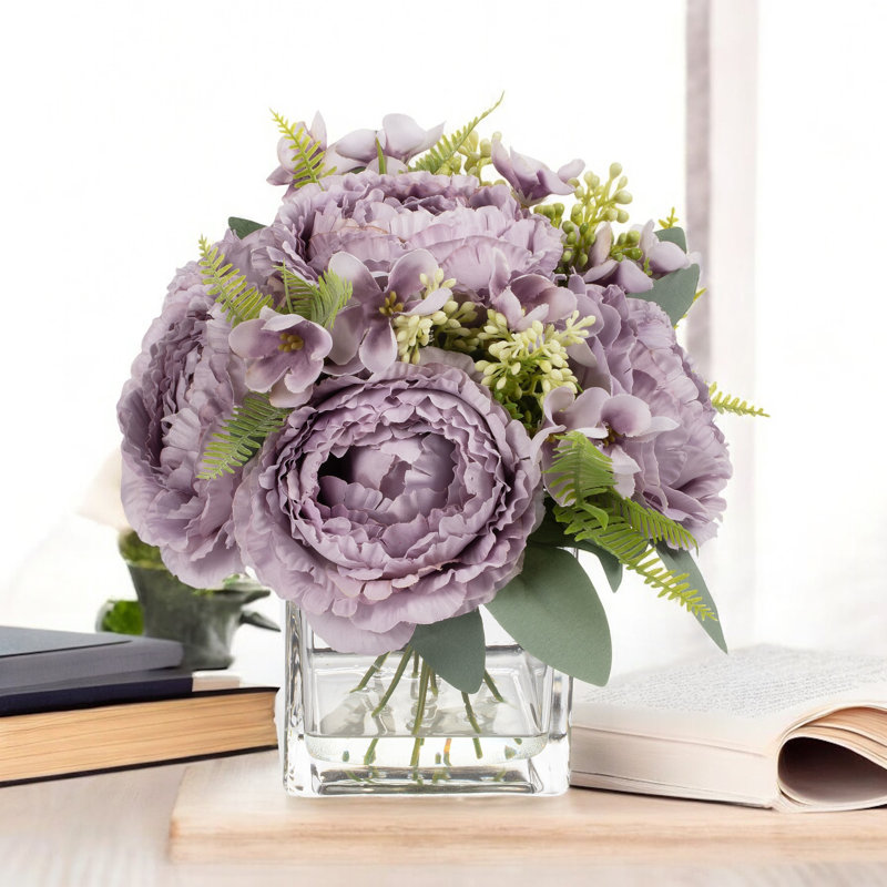 Arrangement de pivoines artificielles dans un vase avec de l'eau artificielle (mauve), Mauve