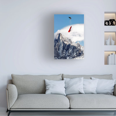 Wrapped Canvas Wall Art - Tristan Shu 'Infinity Tumbling' Wall Art for Living Room, Bedroom, or Office Décor  - 12x19