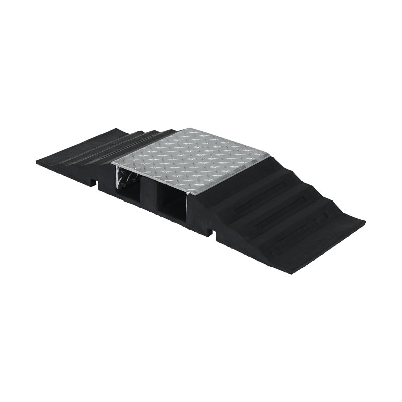Vestil Plastic 32.625'' L Portable Ramp