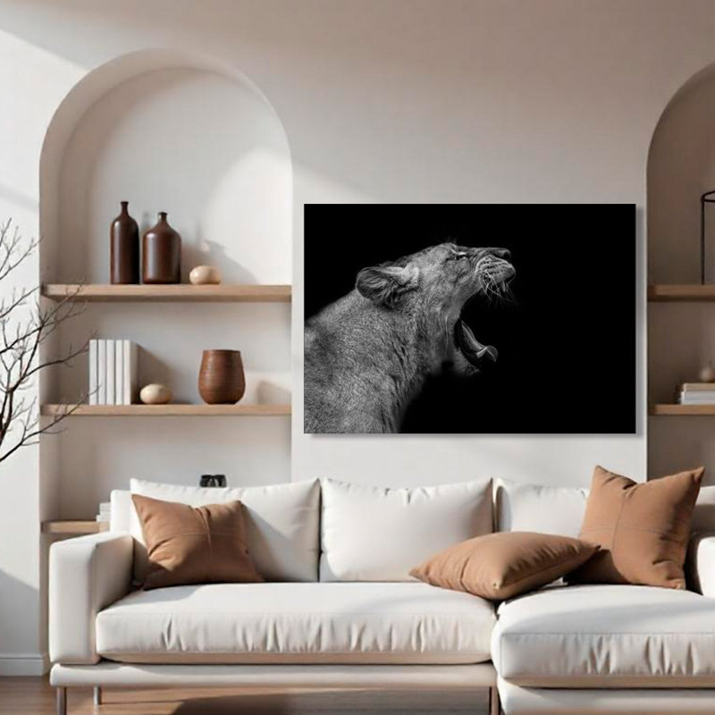 «Lioness In Low Key», art mural sur toile tendue par Nauzet Baez, H 8 po x l 12 po, Toile tendue
