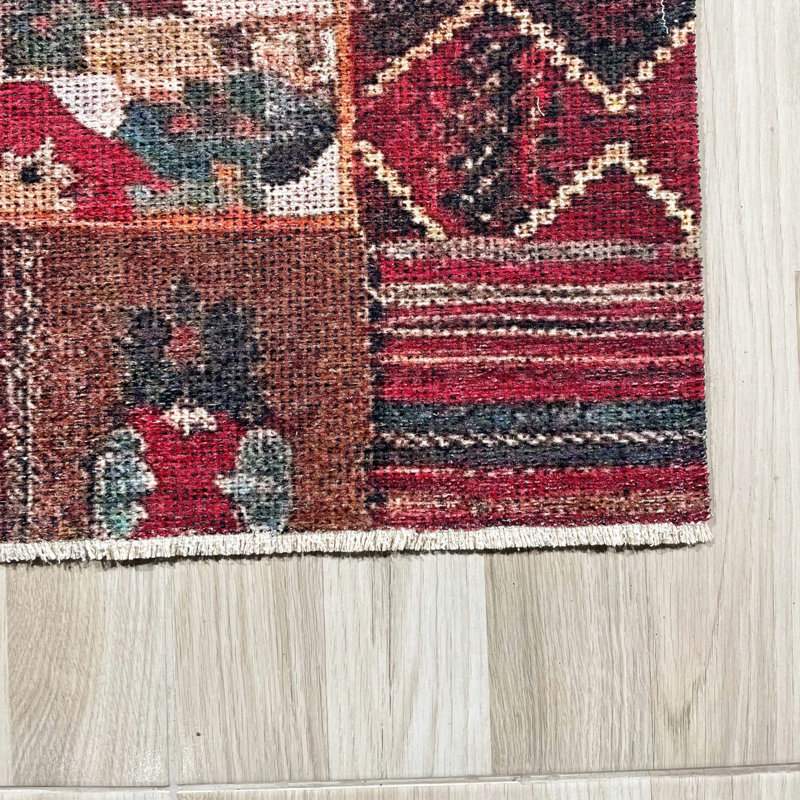 Tapis intérieur / extérieur antidérapant en chenille marocaine rouge Eilette, Rectangle 2 pi 8 po x 5 pi
