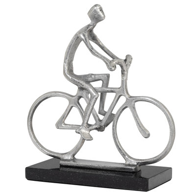 Figurines & Sculptures